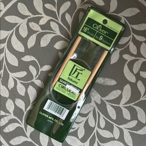 Clover Bamboo Circular Knitting Needles sz 9, 16”, NWT